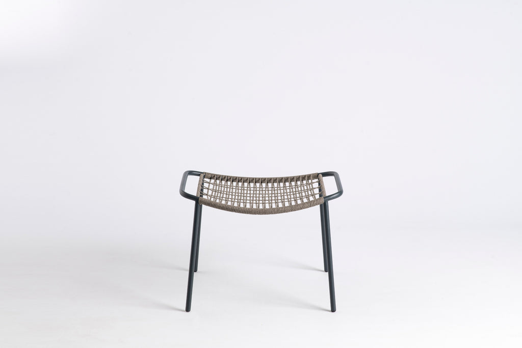 KAPUA Designer Garten-Barhocker von GARDA, Frontalansicht
