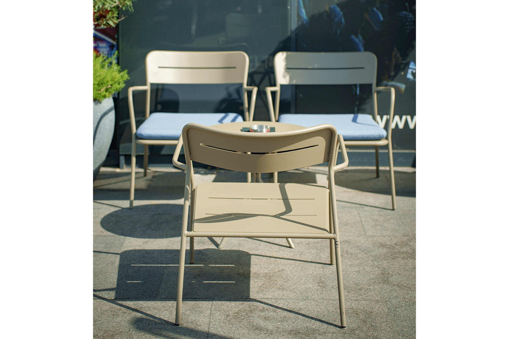 NERO Gartensessel Set im Außenbereich – moderne Café Bestuhlung