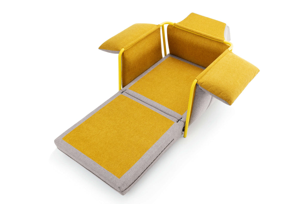 1-Sitzer-Sofa ausgeklappt als Bett – praktische Schlaflösung mit Stil