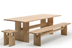 Designer Hocker von Woak in Kombination mit Sitzbank und Esstisch