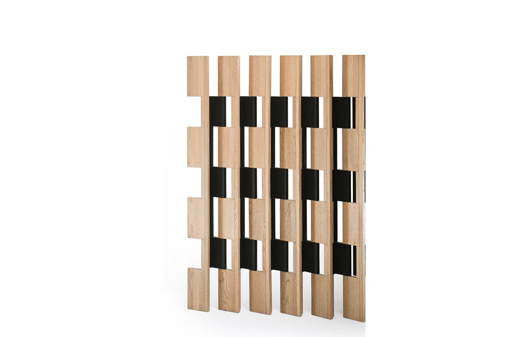 Flexible Anordnung der Paneele des WEDGE Designer Paravents, moderner Raumteiler von Woak